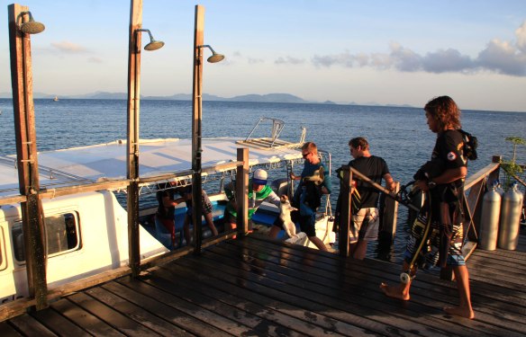 Setting off to go diving at Sipadan. Kitty can't come too!